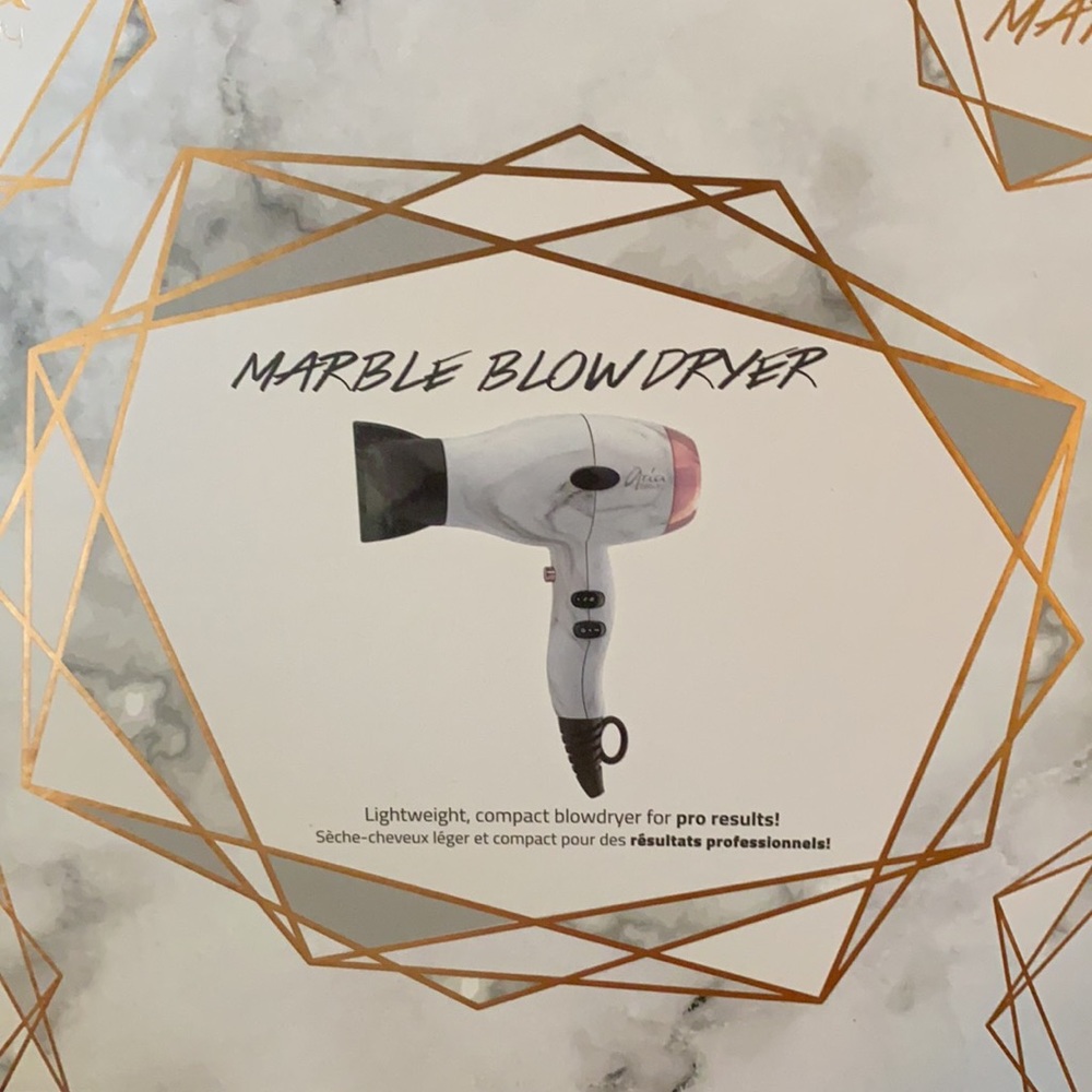 Aria Beauty: BLOW DRYER